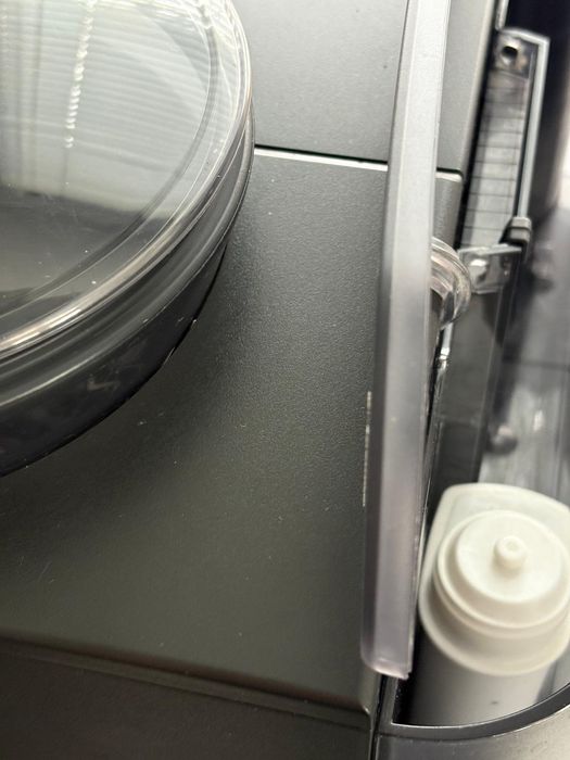 Siemens EQ.6 plus s100   W pełni sprawny Pyszna kawa