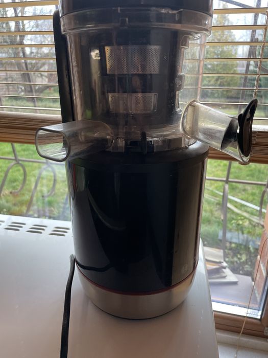 Соковитискач Bosch MESM731M соковижималка