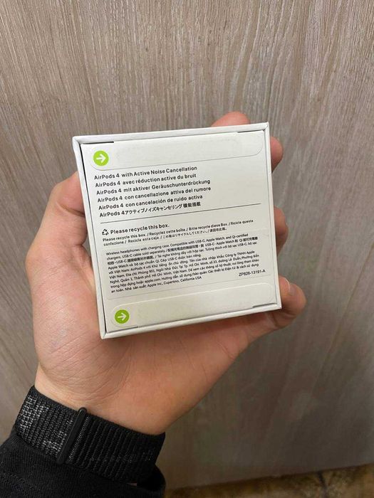 Хочу продати AirPods 4 anc нові!