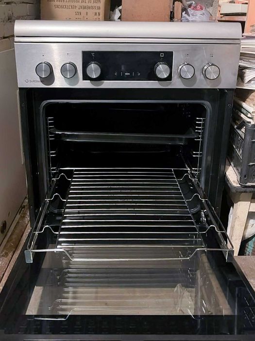 Kuchnia gazowo-elektryczna Amica 60cm.