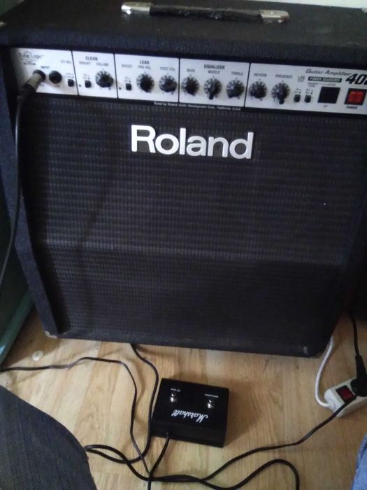 Wzmacniacz Roland 408 85 W