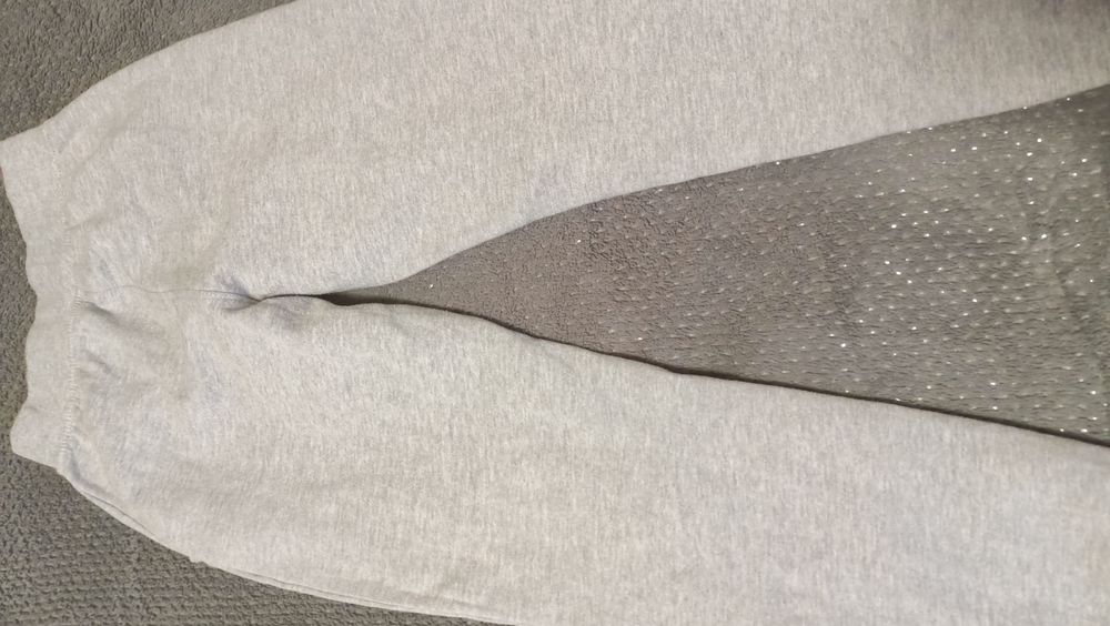 Spodnie dresowe Reebok 152