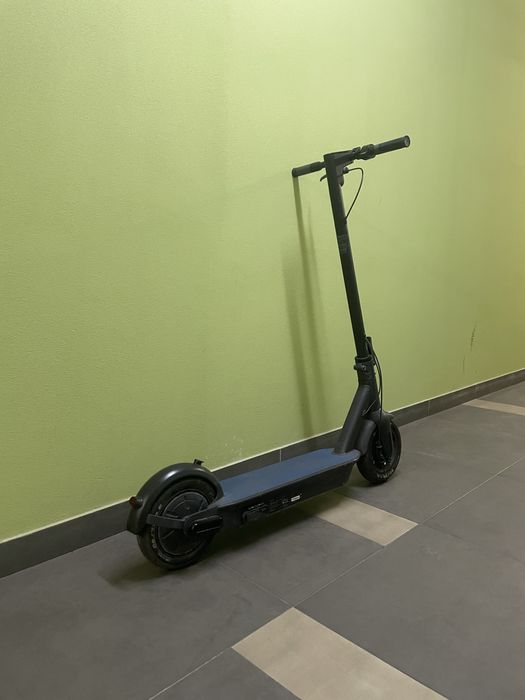 електро самокат ninebot g30