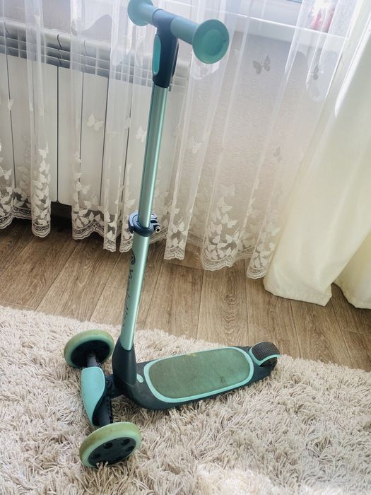 Трёхколёсный самокат YVolution YGlider Nua Зеленый (Y101263)