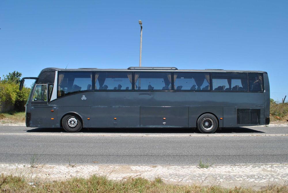 Autocarro VOLVO BB12 — 56+1+1 LUGARES | 10.000 €+ IVA