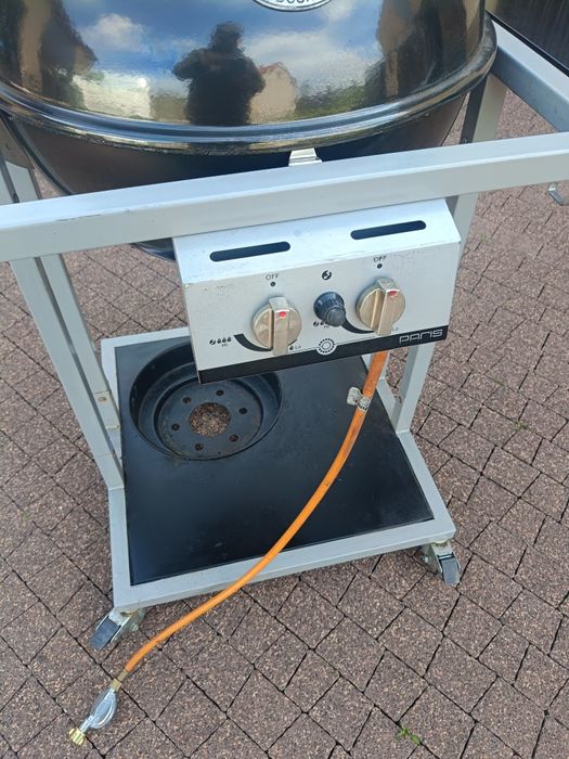 Grill gazowy szklany blat