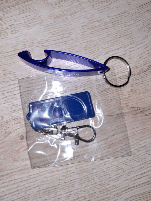 Breloczek z otwieraczem drugi gratis