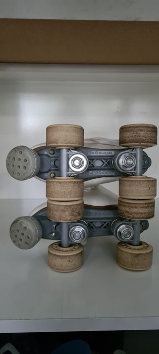 Patins de quatro rodas, Patinagem artística.