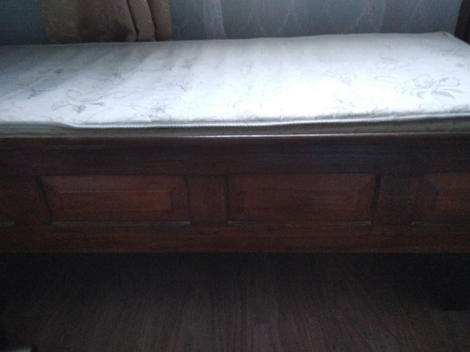 Продам ліжко разом з ортопедичним матрасом