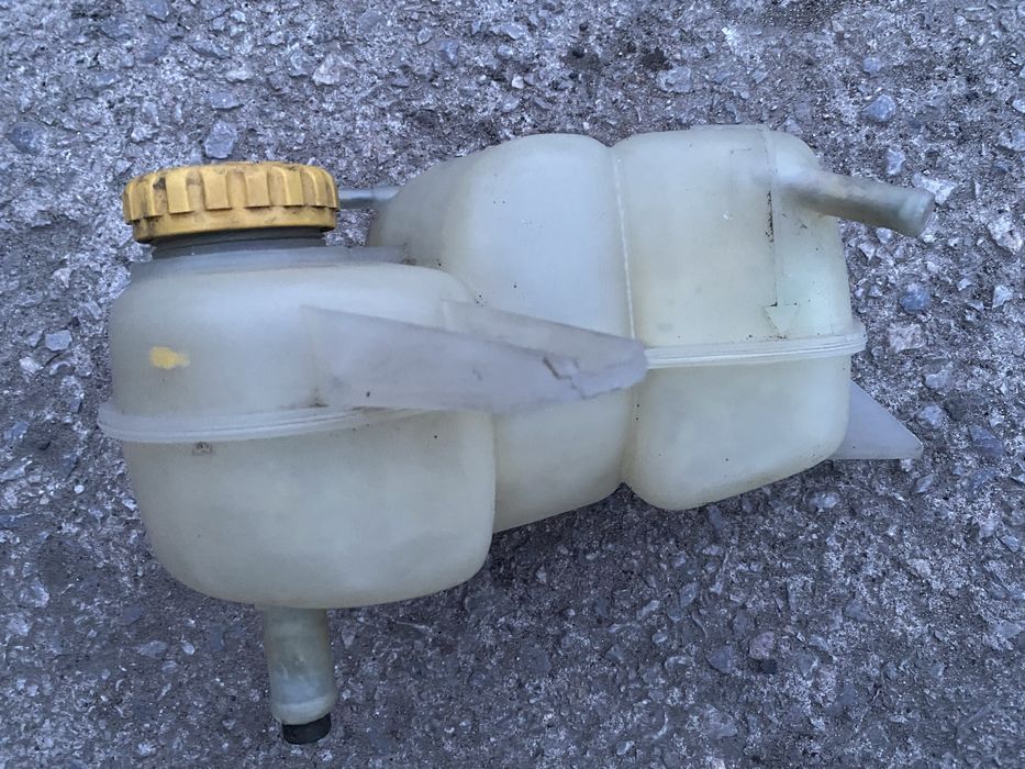 Opel Astra F 1 zbiornik zbiorniczek wyrownawczy oryginal