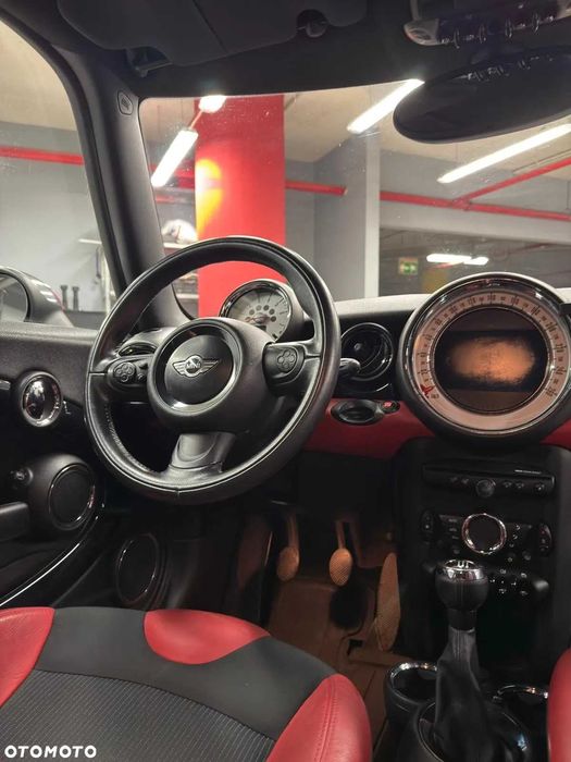 Mini Cooper D 1.6 Diesel 2010 uszkodzony silnik