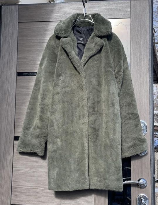 Шуба з штучного хутра mango