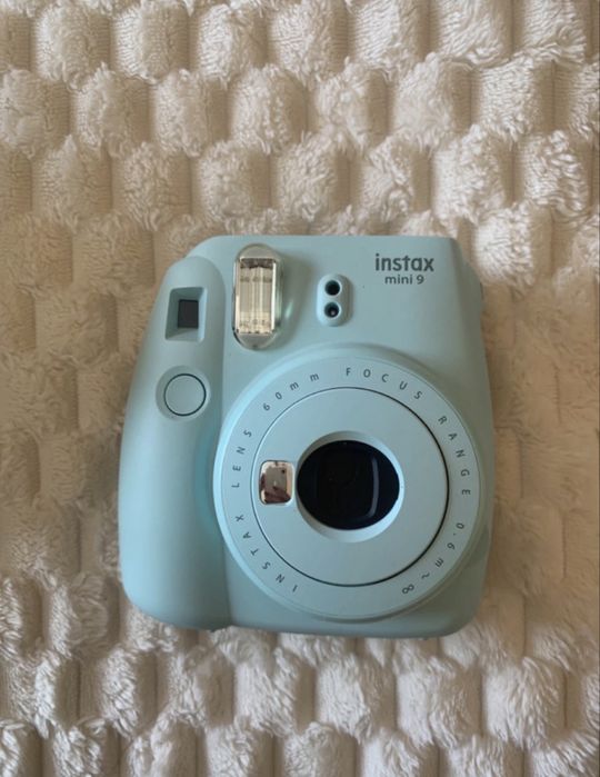 Máquina Fotográfica Instantânea FUJIFILM Instax Mini 9