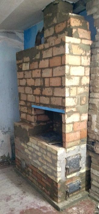 ремонтую. будую  пічки, грубки. чищу канали від сажі і тому подібне