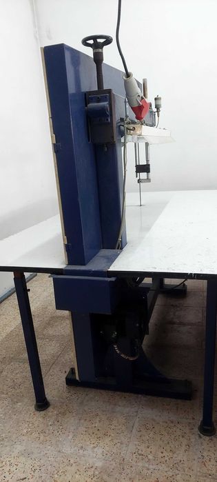 Maquina de fita corte têxtil