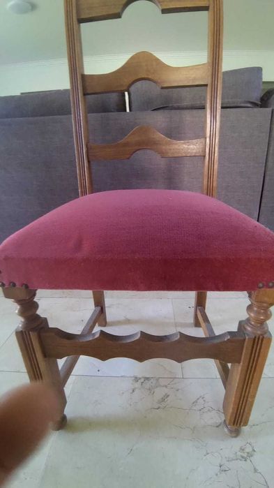 Cadeira Estilo em muito bom estado