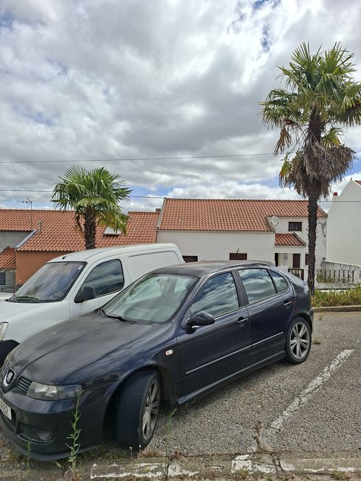 Vendo  seat leon para um bom projecto