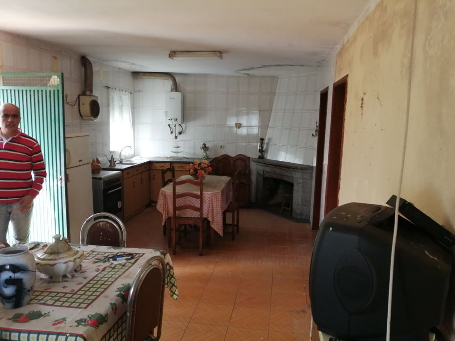 Casa 1200m² terreno Urbano anexos Galizes Oliv Hospital