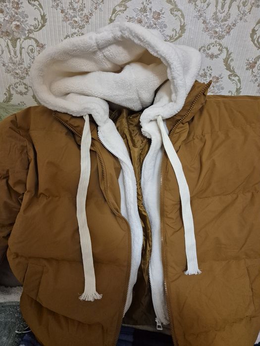 Куртка бомбер зимова, розмір М нова