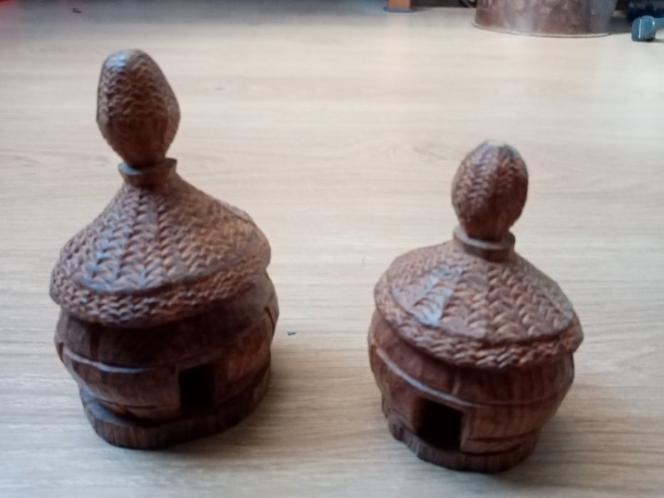 Esculturas madeira - tabancas guineenses