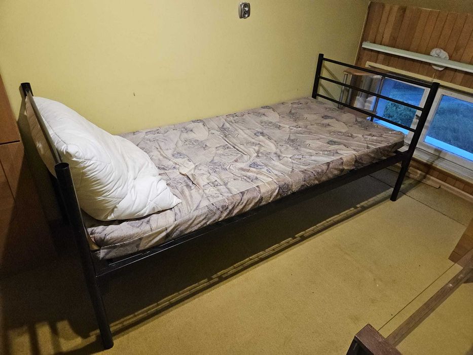 Łóżko metalowe | Łóżko pracownicze