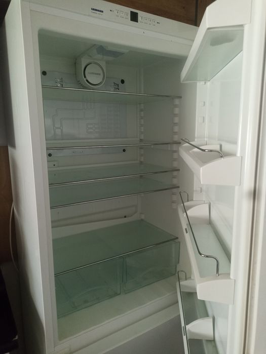 Холодильник Liebherr CN 5113 Comfort