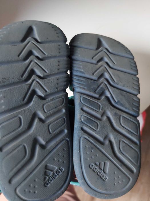 Adidas super sandałki 27