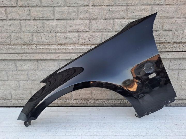 Guarda Lamas Frente Esquerdo Nissan 350Z
