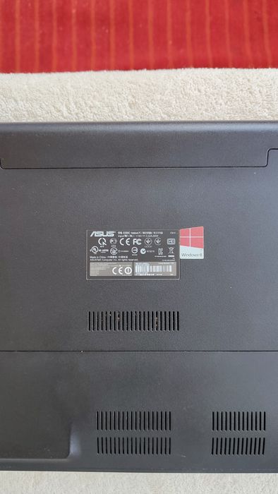 Ноутбук asus x550c