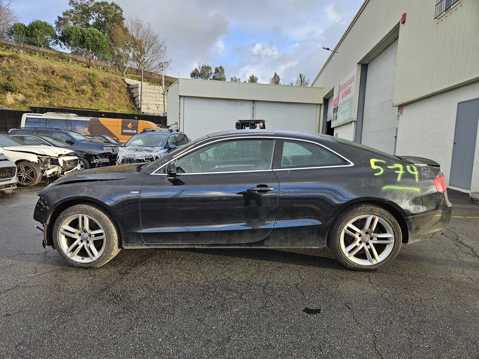 Audi A5 S line Coupé 2.0 TDi de 2011 para peças