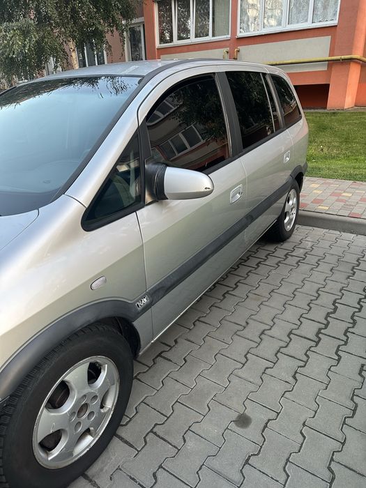 Продам Opel Zafira 2004  автомат