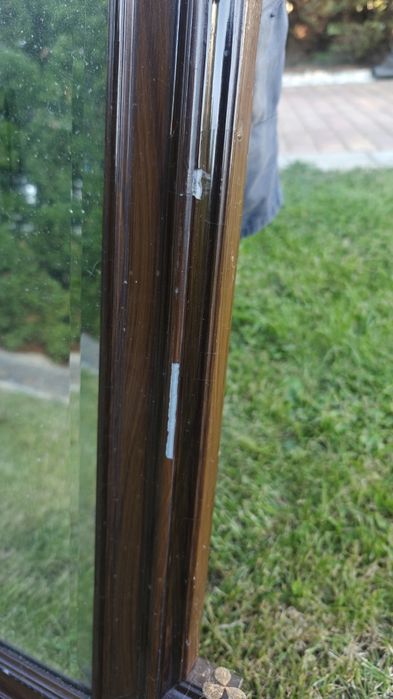 Lustro kryształowe w starej ramie