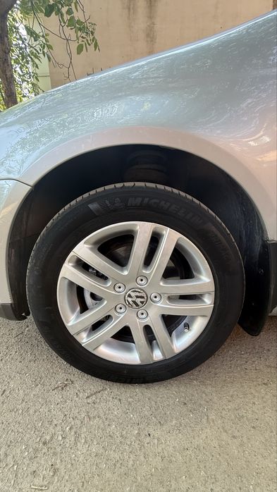 Volkswagen Jetta GLI