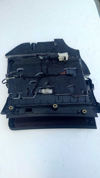 Schowek Pasażera A6 C6