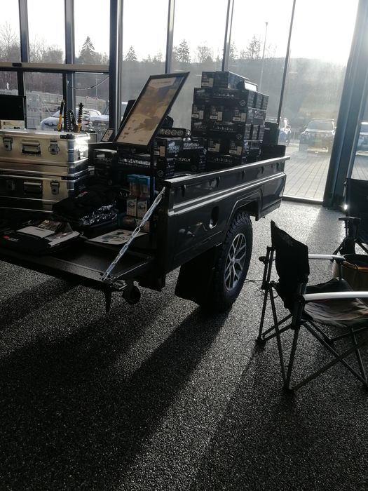 Toyota skrzynia ładunkowa paka pickup