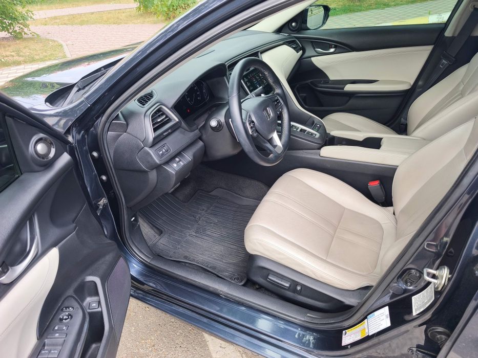 Продам Honda Insight  Touring 2020