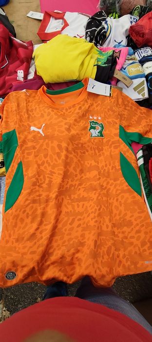 varios clubes e seleçoes