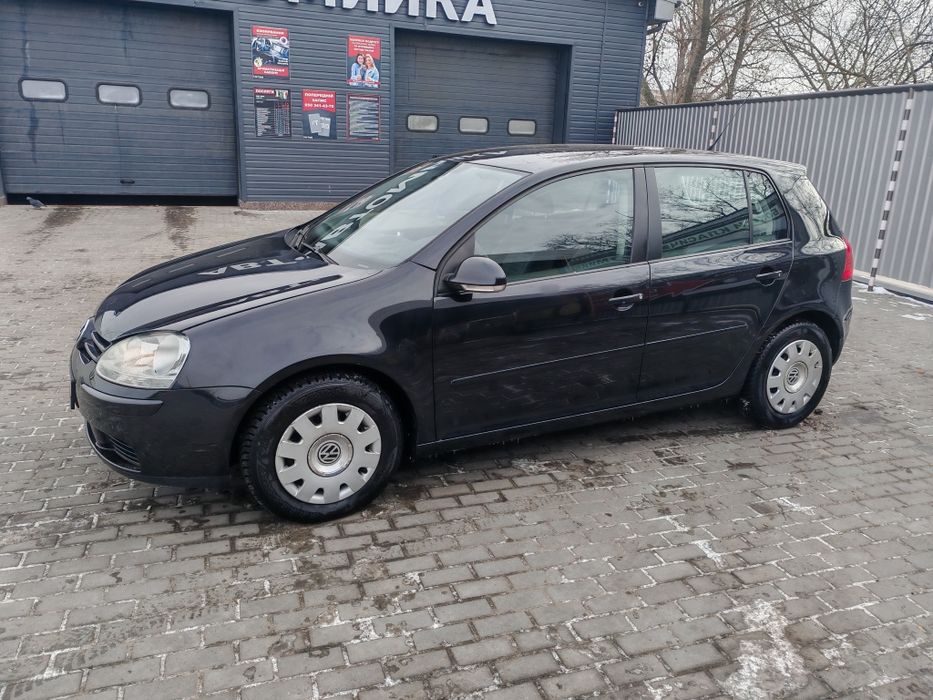 Volkswagen Golf 5 2008 рік 1.6 мпі
