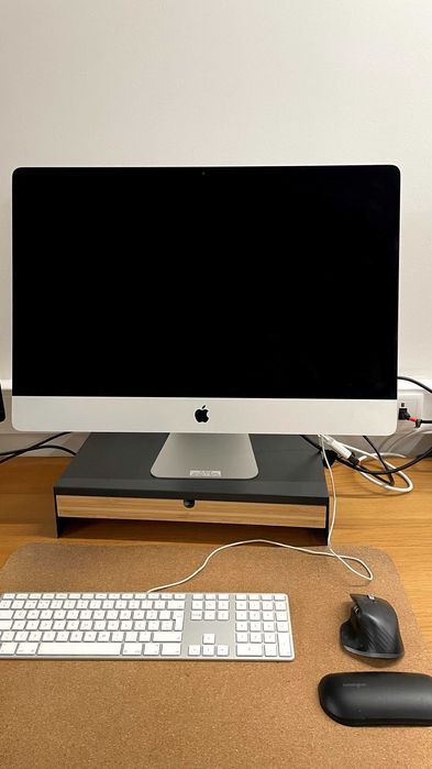 Apple iMac 27'' 5k Retina 2019 | Intel i9 | 64GB RAM | 500GB SSD