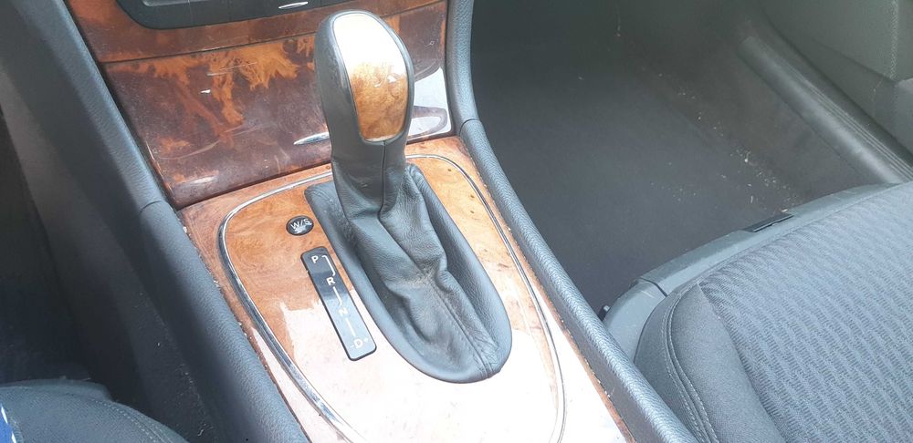 Mercedes w 211 OM647 2,7 cdi wszystkie części Silnik blacha środek