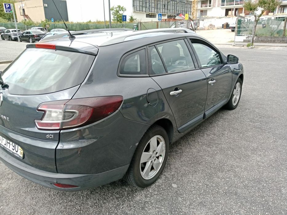Megane 1.5 dci 2010 ,  200 000 km