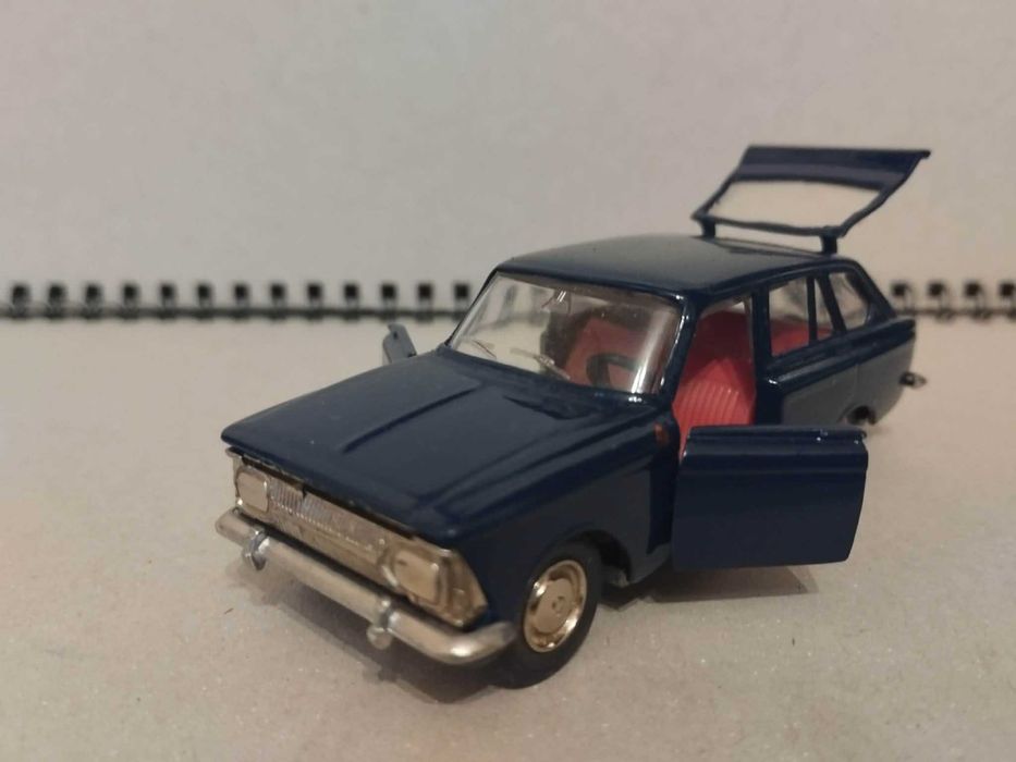 ИЖ 21251 Комби сделано в СССР масштаб 1:43