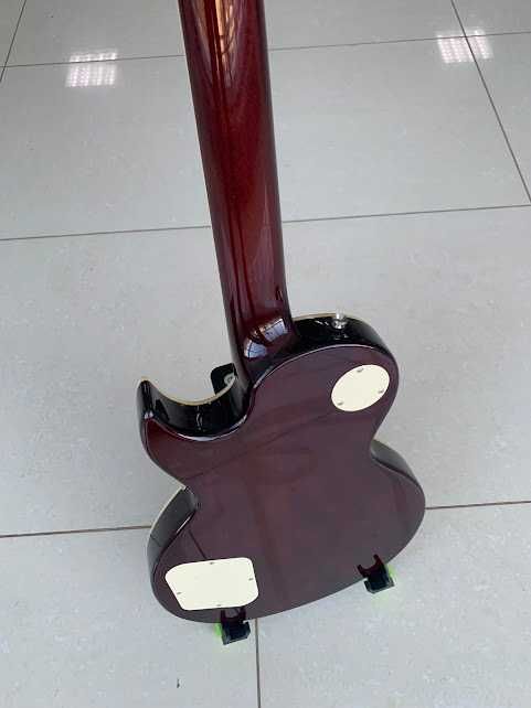 Продам електрогитару CORT CR-250 VB.Made In Indonesia.