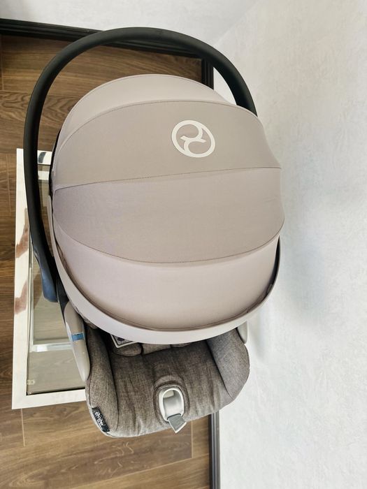 авто кресло ,CYBEX Cloud Z + База