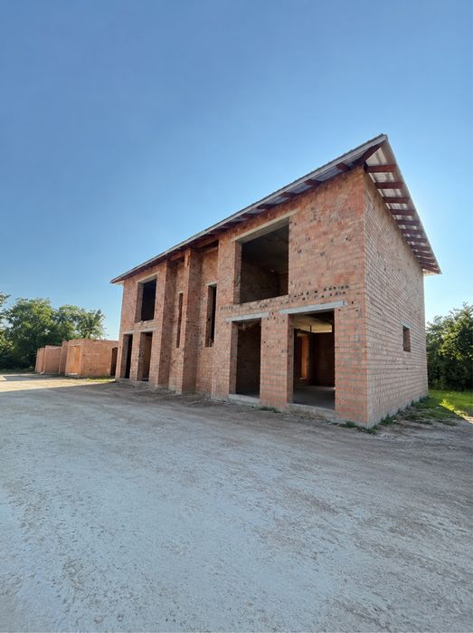 Продаж котеджів в Скнилові / від забудовника