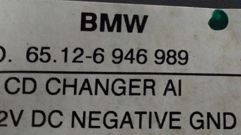 Caixa / leitor CDs BMW X5 (E53)