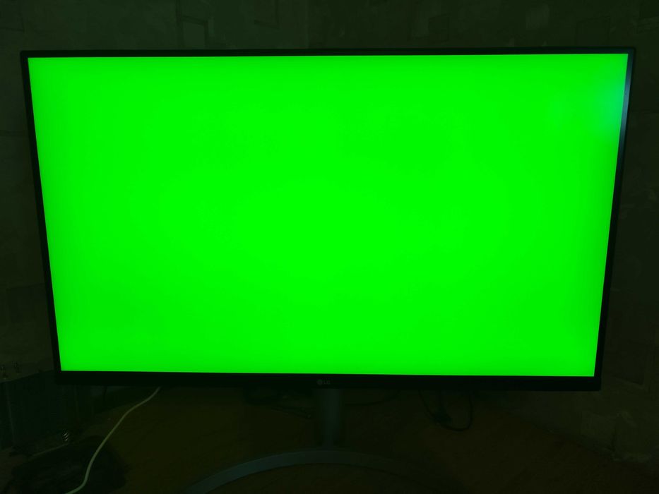 Монитор LG 32UN650-W