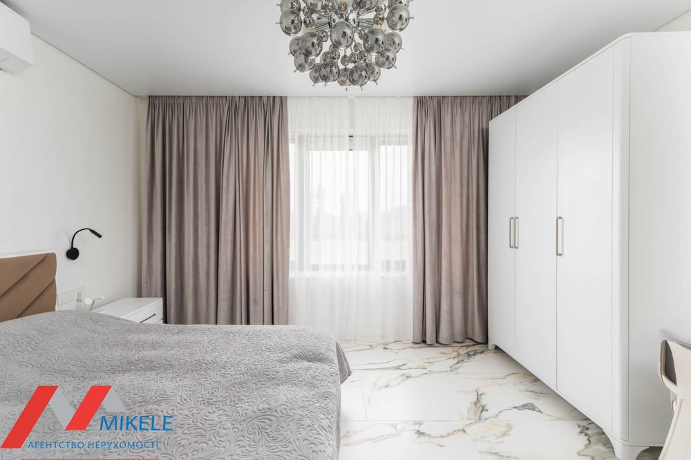 Сучасний новий будинок 2024р 320м2 діл 19сот с. Щасливе