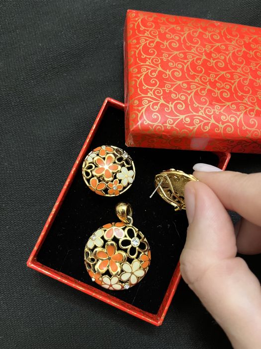 Набор серьги и кулон