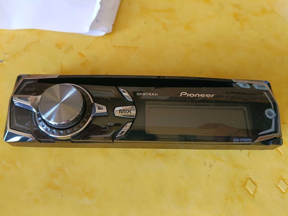 Panel Radia Pioneer DEHX7500SD